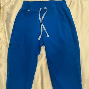 Figs blue XS Regular fit jogger scrubs